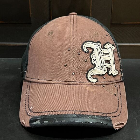 Hooters Other - Vintage 90s Hooters Glitter Script H Fitted Hat - One Size Fits Most